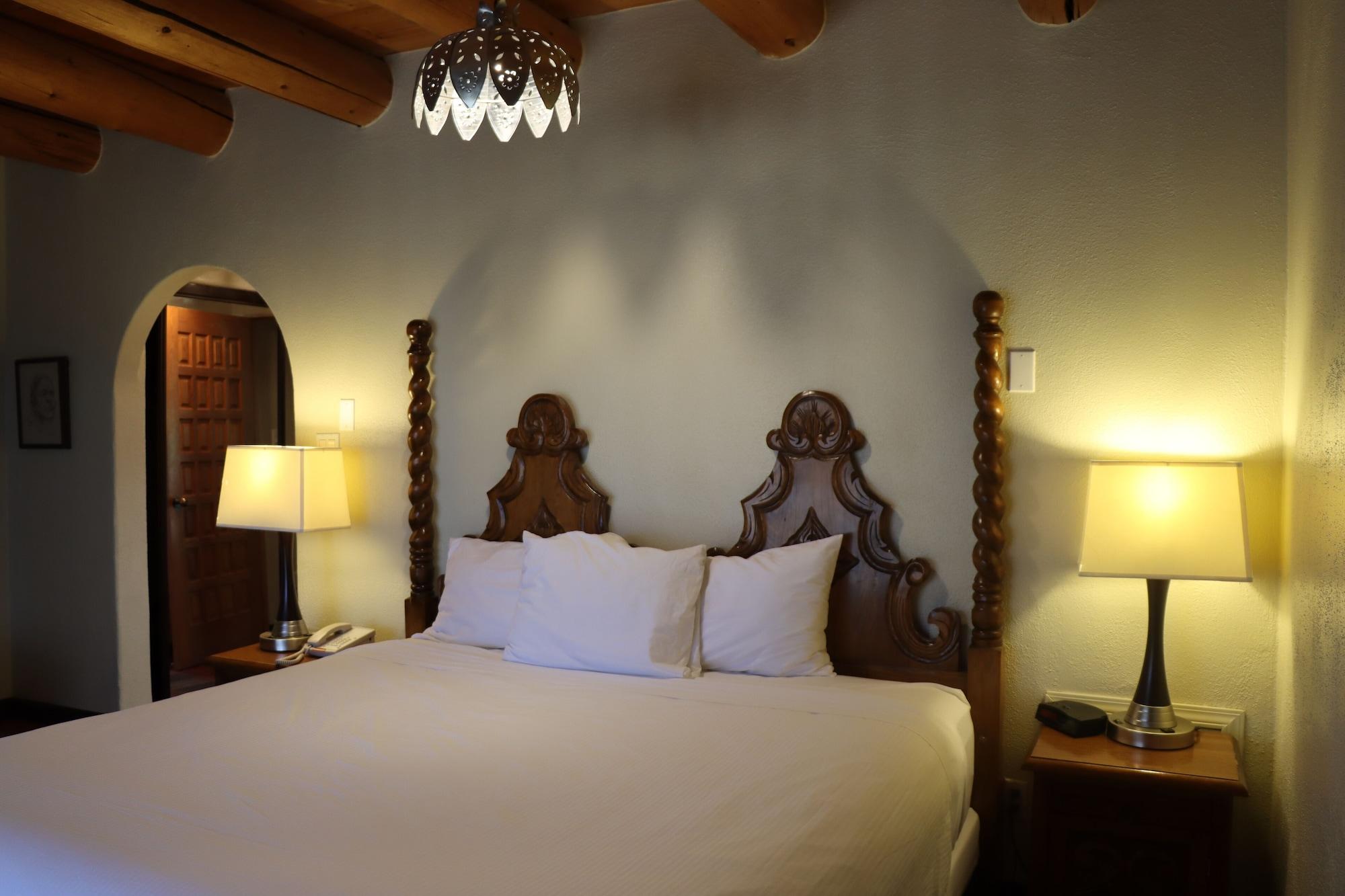Sagebrush Inn & Suites Taos Exteriör bild