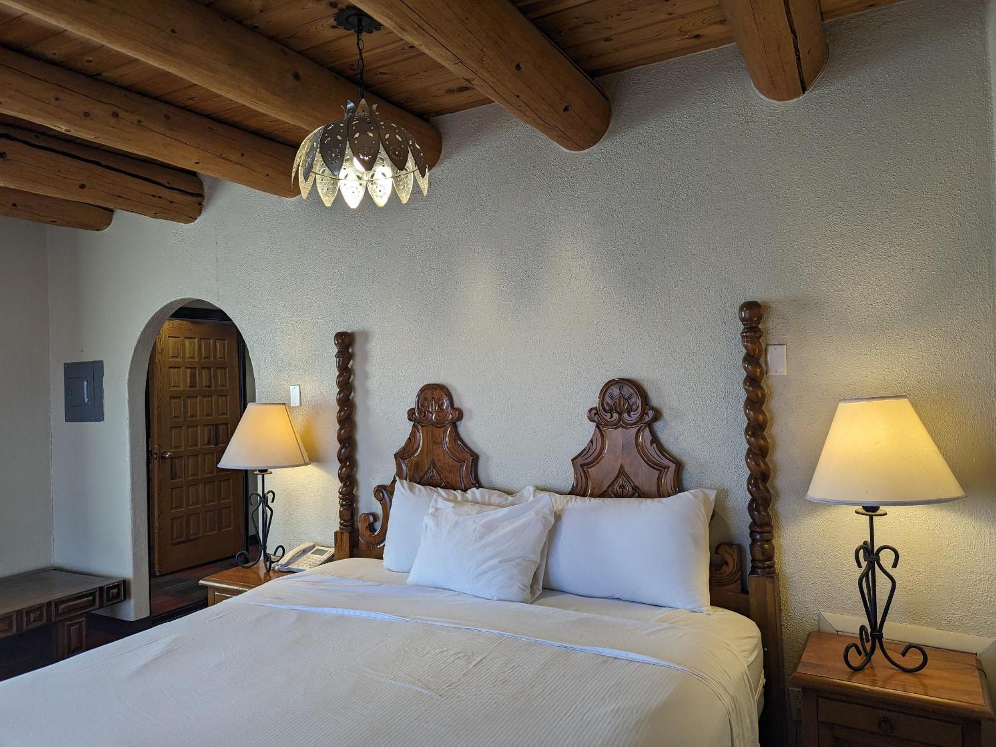 Sagebrush Inn & Suites Taos Exteriör bild