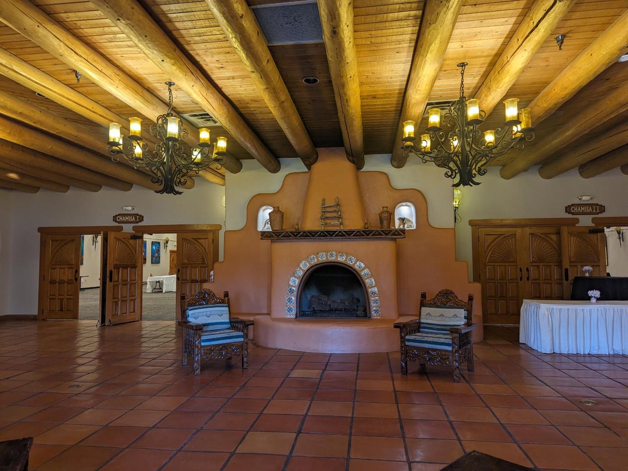 Sagebrush Inn & Suites Taos Exteriör bild
