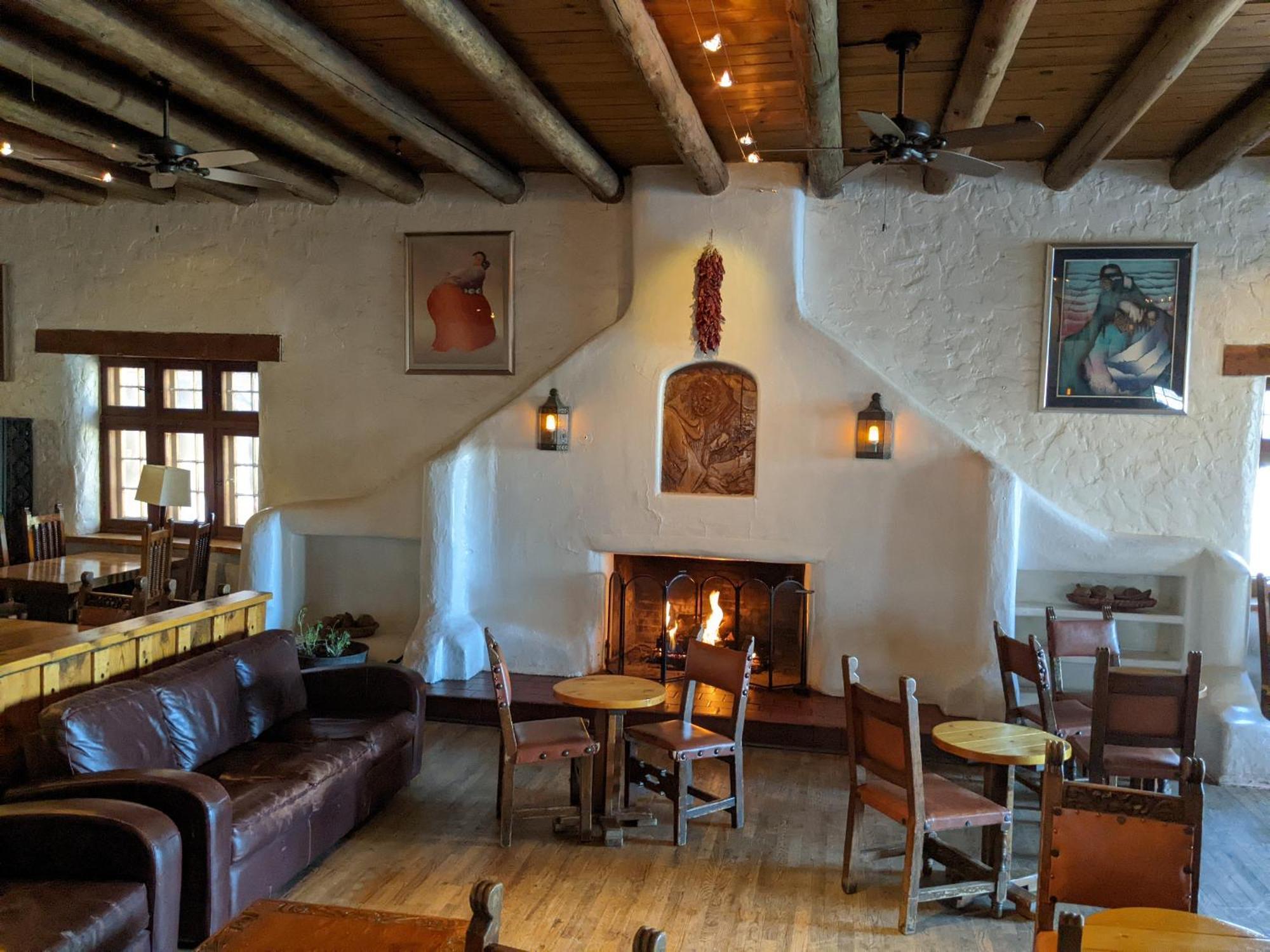 Sagebrush Inn & Suites Taos Exteriör bild